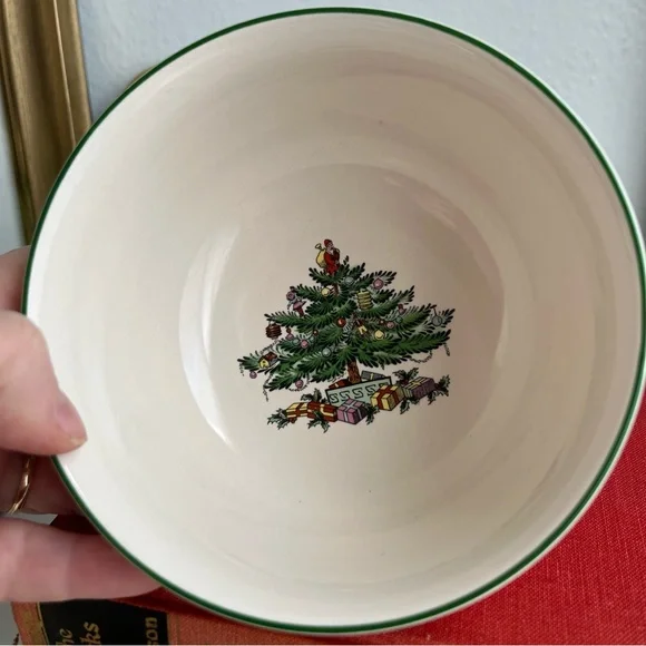2 Spode Christmas Tree Medium Round Bowls bowl - Picture 4 of 5